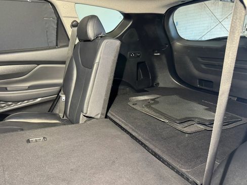 Used 2019 Hyundai Santa Fe Limited AWD/4WD image 30