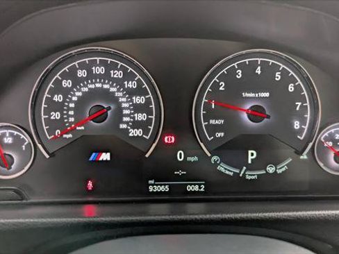 Used 2017 BMW M4 Coupe RWD image 17