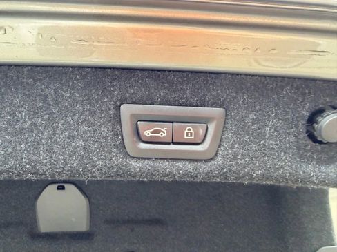 Used 2018 BMW M5 w/ Executive Package image 33