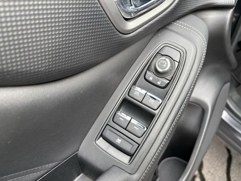 Used 2021 Subaru Forester Limited w/ Popular Package #3 image 27