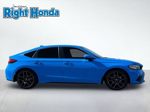Used 2024 Honda Civic Sport Touring image 9