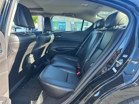 Used 2015 Acura ILX FWD image 10