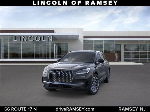 New 2026 Lincoln Corsair Grand Touring AWD/4WD image 2