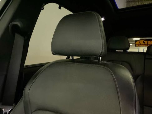 Used 2020 BMW X5 xDrive50i w/ Executive Package image 27