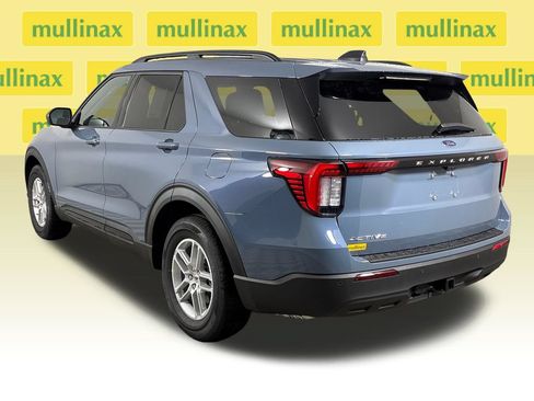 New 2026 Ford Explorer Active RWD image 10