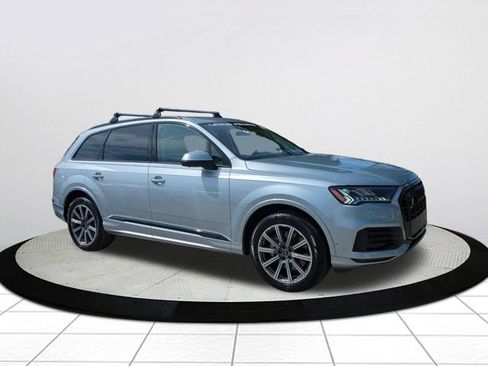 Used 2023 Audi Q7 2.0T Premium Plus w/ Premium Plus Package AWD/4WD image 1