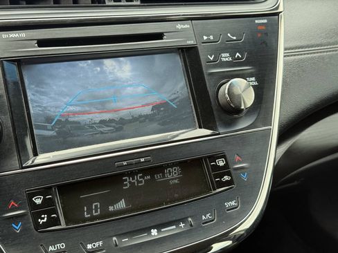 Used 2016 Toyota Avalon XLE FWD image 23