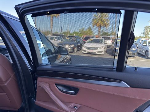 Used 2011 BMW 528i 528i 4dr Sedan image 24