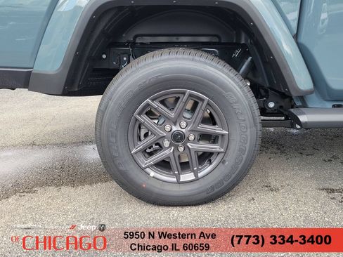 New 2026 Jeep Gladiator Sport AWD/4WD image 5