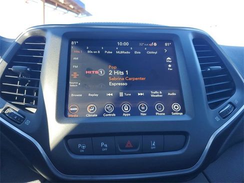 Used 2021 Jeep Cherokee Trailhawk w/ Sun, Sound & Nav Group image 25