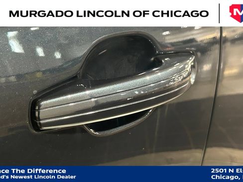 Used 2023 Lincoln Nautilus Reserve AWD/4WD image 16