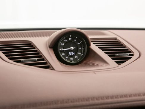 New 2026 Porsche Panamera 4 AWD/4WD image 30