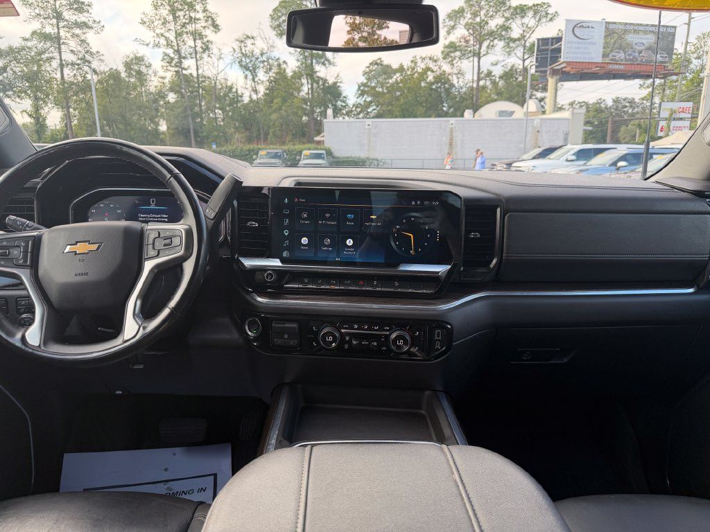 Used 2024 Chevrolet Silverado 2500 LT w/ All Star Edition AWD/4WD image 15