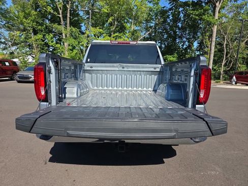 Used 2025 GMC Sierra 1500 SLT AWD/4WD image 13