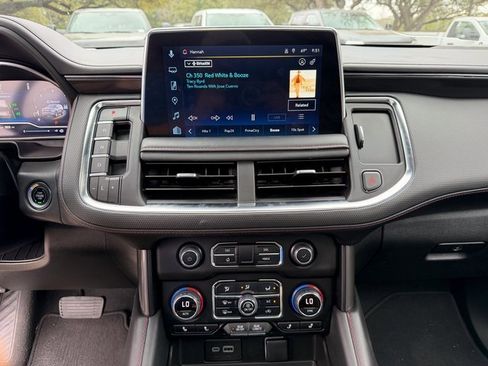 Used 2023 Chevrolet Suburban RST w/ Sport Performance Package image 13