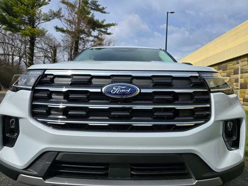 New 2026 Ford Explorer Active image 6