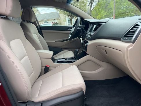 Used 2018 Hyundai Tucson SEL AWD/4WD image 25