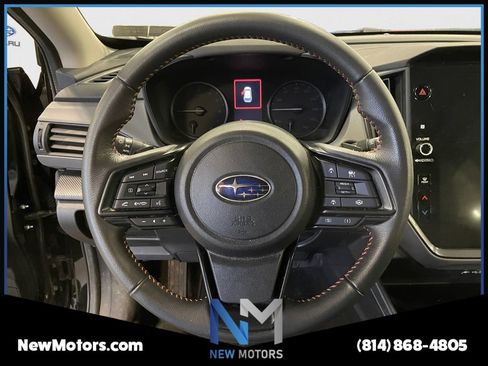 Used 2024 Subaru Crosstrek 2.5i Limited w/ Crosstrek Mirror Package AWD/4WD image 12