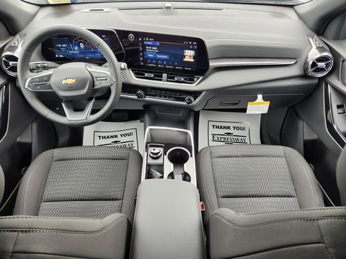 New 2026 Chevrolet Equinox LT w/ Safety and Technology Package FWD image 10