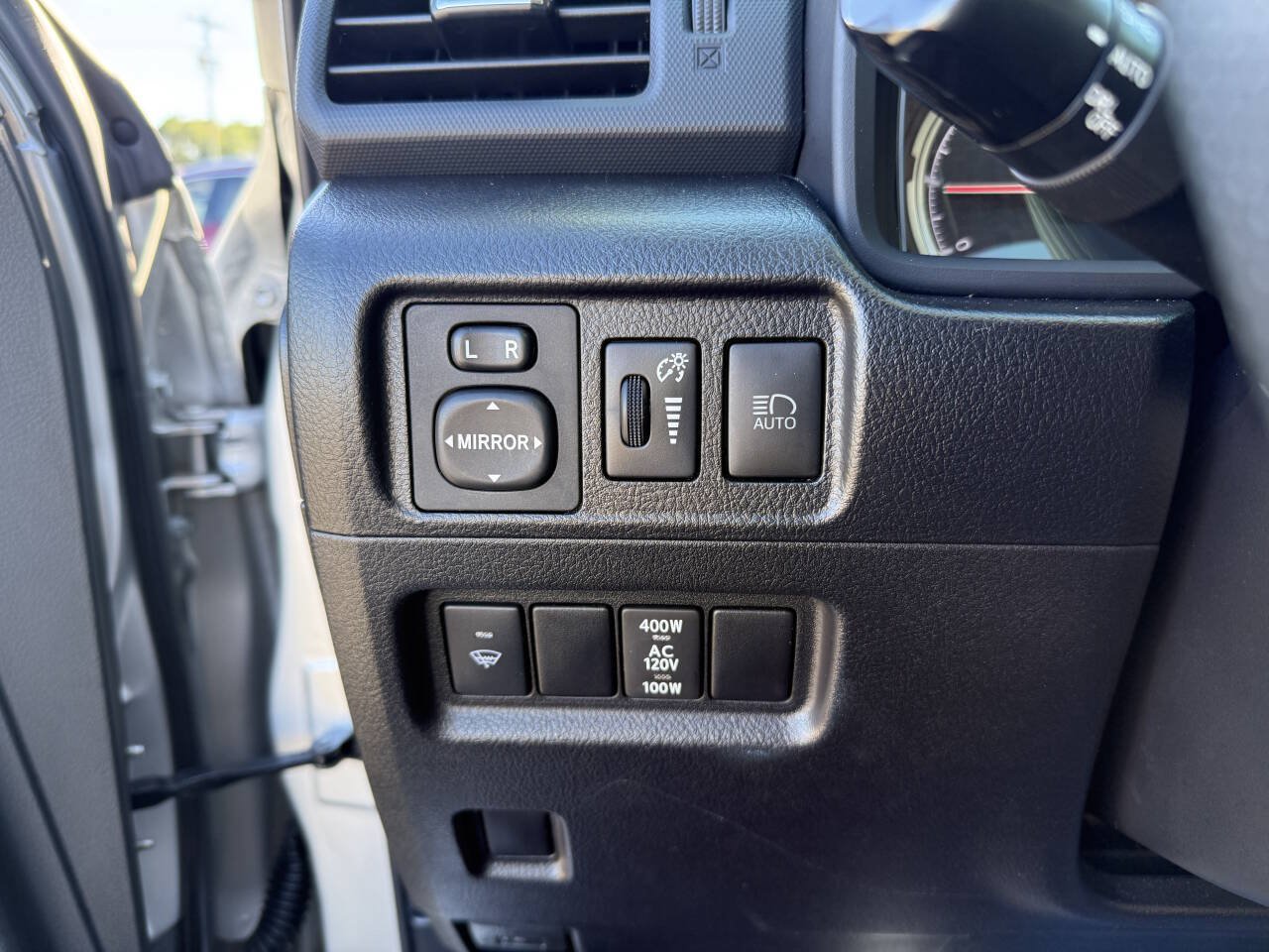 Used 2020 Toyota 4Runner Limited AWD/4WD image 14