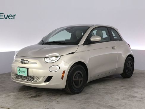Used 2025 FIAT 500 e FWD image 2