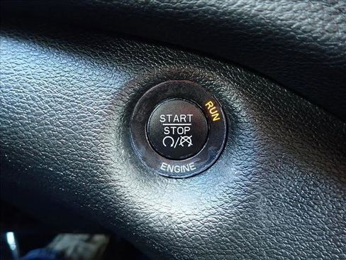 Used 2014 Jeep Cherokee Trailhawk w/ Technology Group AWD/4WD image 25