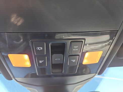 Used 2026 Volkswagen Jetta GLI Autobahn FWD image 8