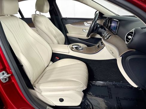 Used 2019 Mercedes-Benz E 300 image 36