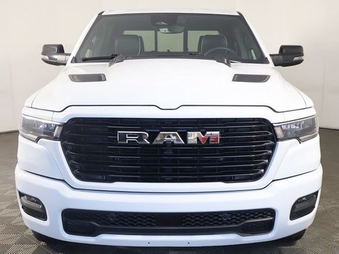 Used 2025 RAM 1500 Laramie w/ Sport Appearance Package AWD/4WD image 14