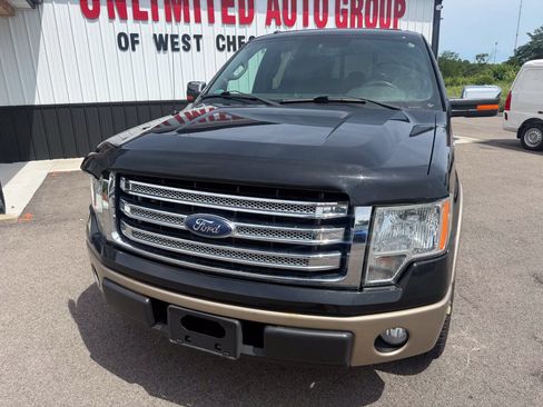 Used 2014 Ford F150 Lariat w/ Lariat Chrome Package RWD image 2