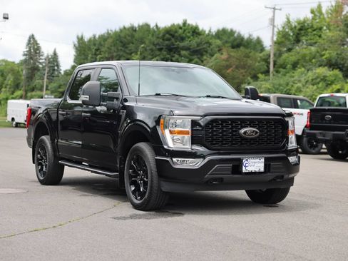 Used 2022 Ford F150 XL w/ STX Black Appearance Package AWD/4WD image 3