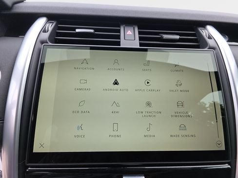 Certified 2025 Land Rover Discovery S AWD/4WD image 21