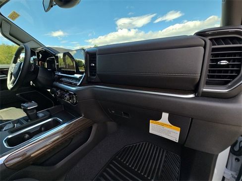 New 2026 Chevrolet Silverado 1500 LT image 30