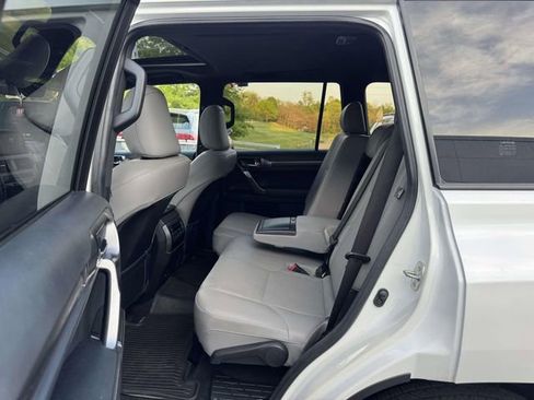 Used 2023 Lexus GX 460 w/ Black Line Special Edition AWD/4WD image 19