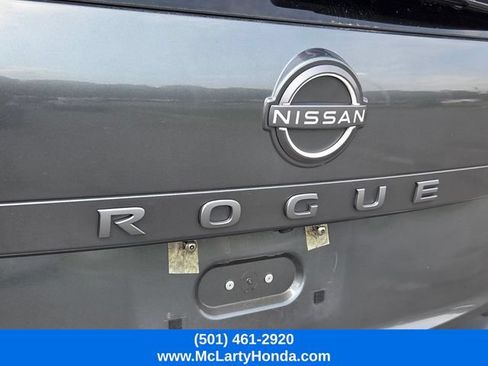 Used 2024 Nissan Rogue S FWD image 10