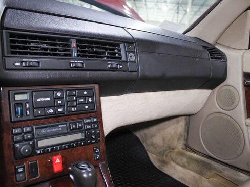 Used 1995 Mercedes-Benz SL 320 image 13