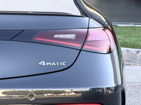 Used 2025 Mercedes-Benz CLE 300 4MATIC Coupe image 14