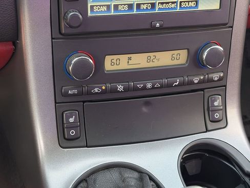 Used 2006 Chevrolet Corvette Convertible w/ Preferred Equipment Group image 16