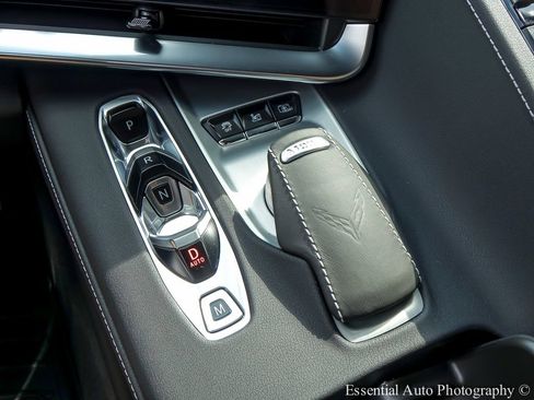 Used 2024 Chevrolet Corvette Stingray Preferred Cpe w/ Battery Protection Package RWD image 16