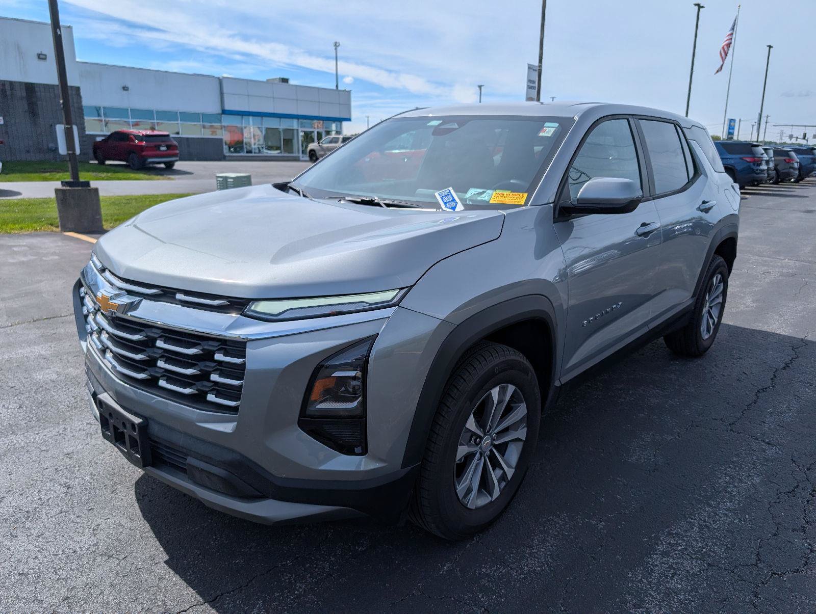 Used 2026 Chevrolet Equinox LT w/ Convenience Package II AWD/4WD image 4