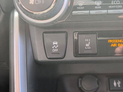 Certified 2019 Toyota RAV4 Limited w/ Advanced Technology Package AWD/4WD image 20