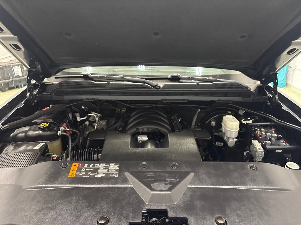 Used 2019 Chevrolet Silverado 1500 LT w/ All Star Edition AWD/4WD image 11
