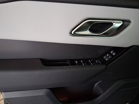 New 2026 Land Rover Range Rover Velar S image 10