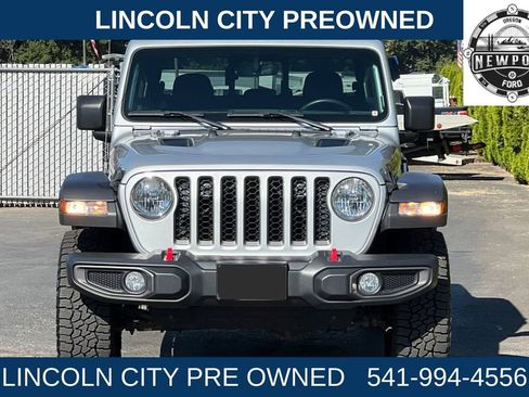Used 2022 Jeep Gladiator Rubicon w/ Cold Weather Group image 8