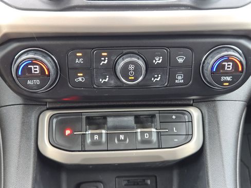 Used 2021 GMC Acadia Denali w/ Denali Technology Package image 22