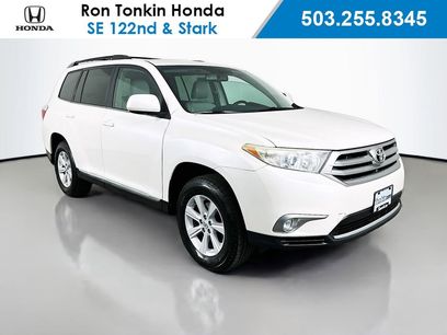 Used 2013 Toyota Highlander SE