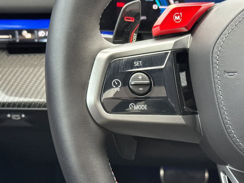 Used 2025 BMW M5 w/ Executive Package image 27