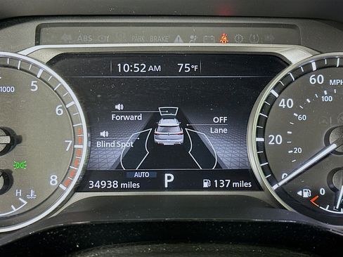 Used 2025 Nissan Pathfinder SV AWD/4WD image 19