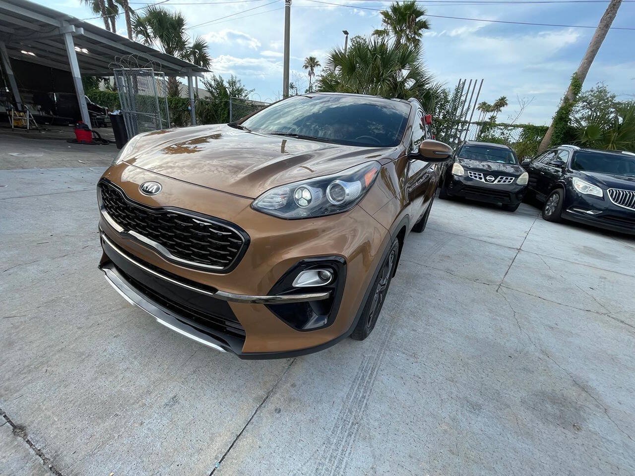 Used 2020 Kia Sportage S w/ S FWD Sunroof Package image 2