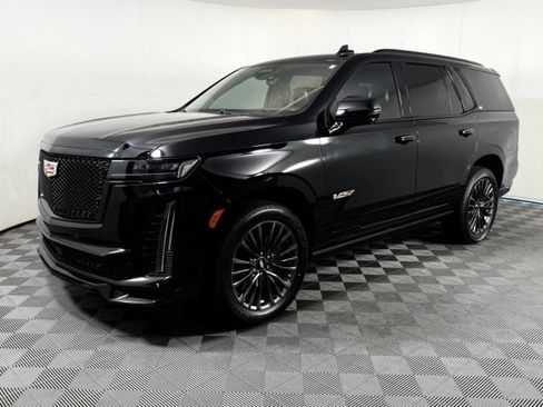 Used 2023 Cadillac Escalade V AWD/4WD image 2